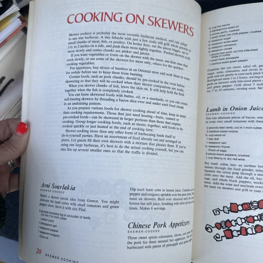 1975 Sunset Barbecue Cook Book -‎ 300 Recipes - Good Condition